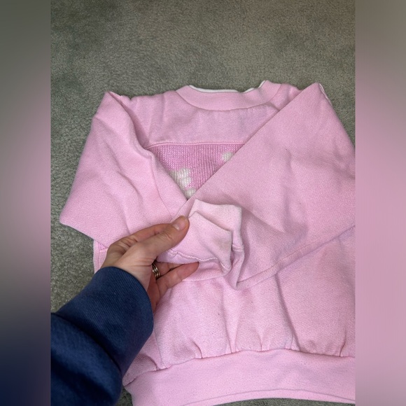 Vintage pink bear sweater in excellent condition! Tag size 6, fits more like 4t - Picture 4 of 5